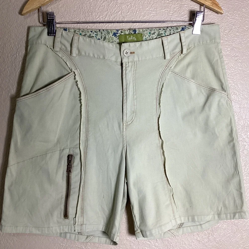 Pulp Women's Khaki Tan Cargo Shorts Raw Edge Utility Gorpcore Zip Pocket Size 10